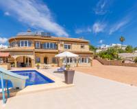 Luxury villa in Moraira for sale