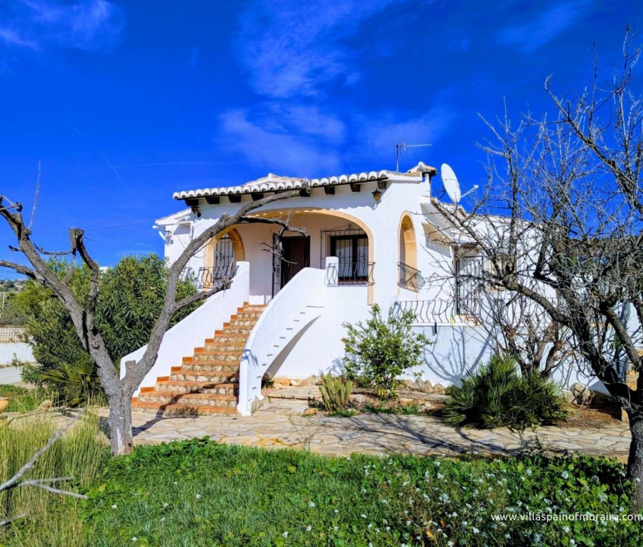 Villa to renovate.